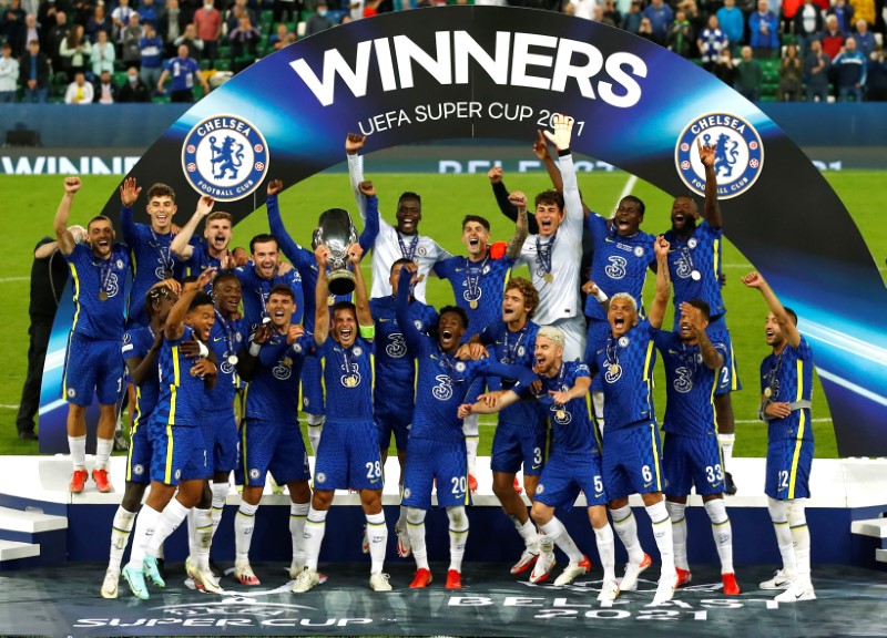 &copy; Reuters. Jogadores do Chelsea comemora título da Supercopa
11/08/2021
Action Images via Reuters/Jason Cairnduff