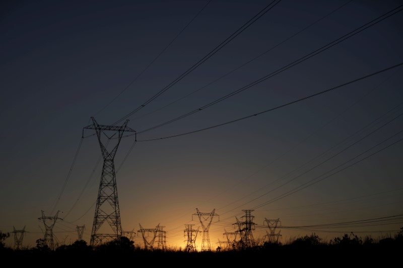 © Reuters. Linhas de transmissão de energia em Brasília (DF) 
31/08/2017
REUTERS/Ueslei Marcelino