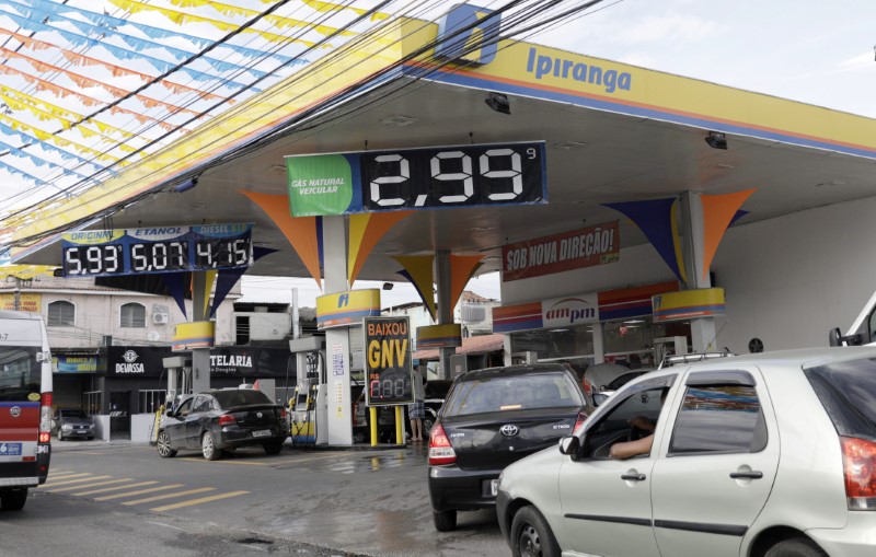 &copy; Reuters. Posto de gasolina em Campo Grande, Rio de Janeiro
5/3/2021 REUTERS/Ricardo Moraes