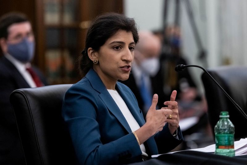 &copy; Reuters. FILE PHOTO: FTC Commissioner nominee Lina M. Khan testifies during a Senate Commerce, Science, and Transportation Committee hearing on the nomination of Former Senator Bill Nelson to be NASA administrator, on Capitol Hill in Washington, U.S., April 21, 20