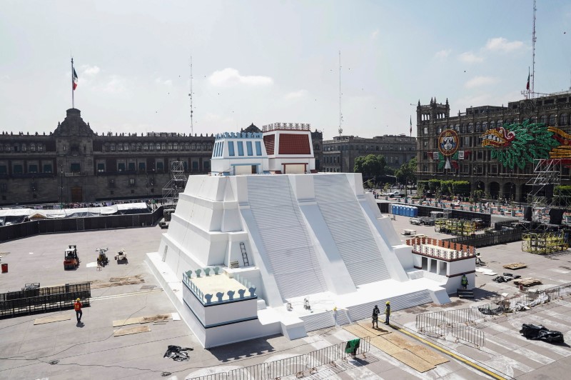 &copy; Reuters. Réplica de templo para marcar os 500 anos da queda de Tenochtitlán
10/08/2021
REUTERS/Toya Sarno Jordan