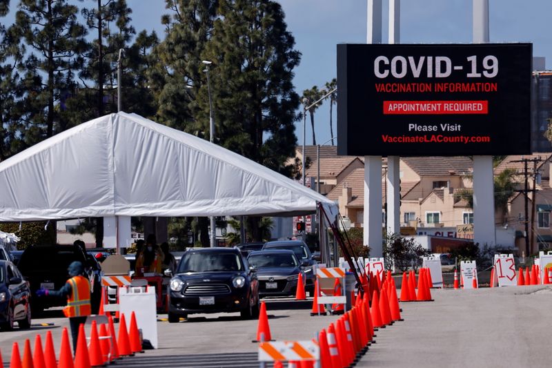 &copy; Reuters. FILE PHOTO: A large vaccination site is shown as people with preexisting health conditions are granted access to a vaccination during the outbreak of the coronavirus disease (COVID-19) in Inglewood, California, U.S., March 15, 2021.  REUTERS/Mike Blake