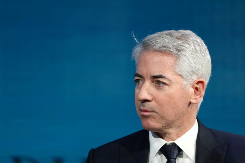 &copy; Reuters. FILE PHOTO: Bill Ackman, CEO of Pershing Square Capital, speaks at the Wall Street Journal Digital Conference in Laguna Beach, California, U.S., October 17, 2017. REUTERS/Mike Blake 