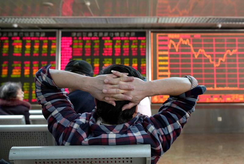 Asian stocks rise to lows this year, with NZ keeping rates constant