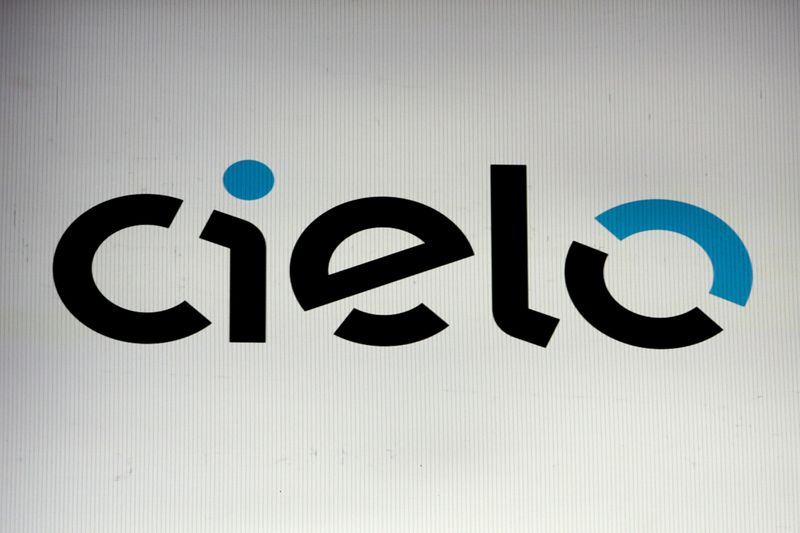 © Reuters. Logo da Cielo em painel na bolsa de valores de São Paulo 
25/07/2019
REUTERS/Amanda Perobelli