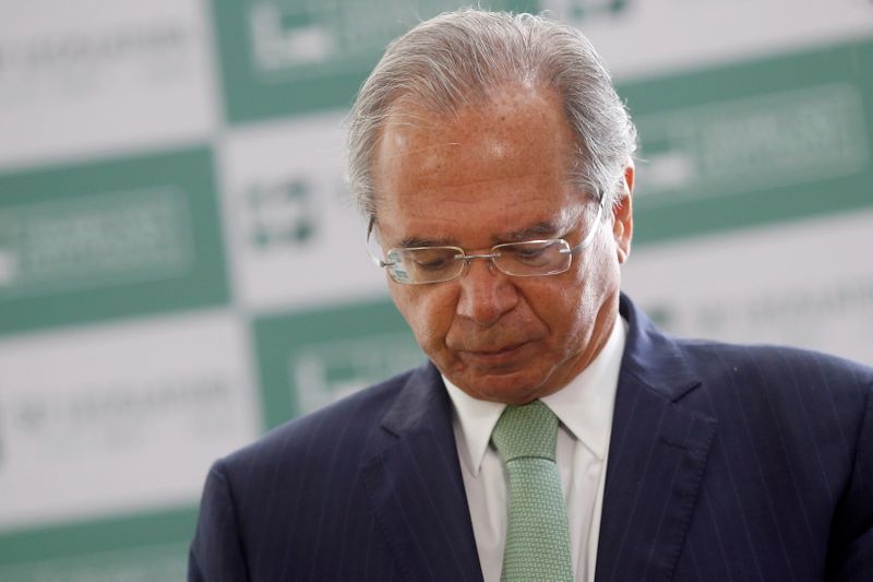 &copy; Reuters. Ministro da Economia, Paulo Guedes, participa de coletiva de imprensa em Brasília
25/06/2021
REUTERS/Adriano Machado