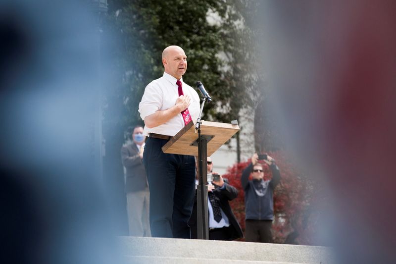 &copy; Reuters. FILE PHOTO: Pennsylvania State Senator Doug Mastriano speaks at a protest against the state's extended stay-at-home order to help slow the spread of the coronavirus disease (COVID-19) in Harrisburg, Pennsylvania, U.S., April 20, 2020. REUTERS/Rachel Wisni