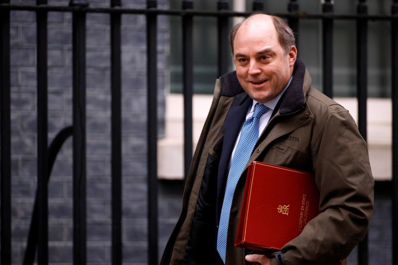 &copy; Reuters. Il ministro della Difesa britannico Ben Wallace a Londra. REUTERS/John Sibley