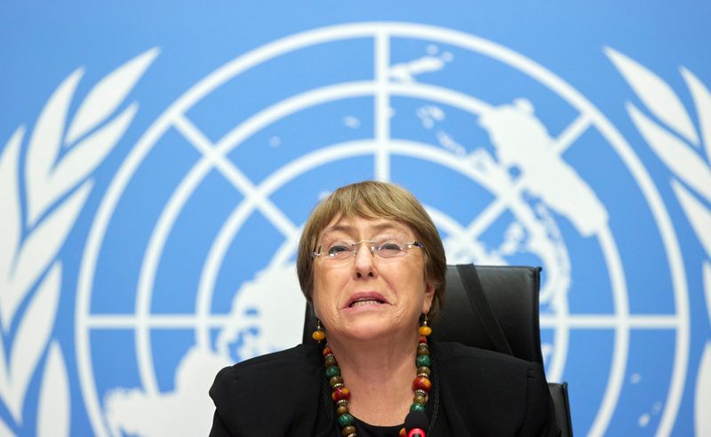 © Reuters. FILE PHOTO: U.N. High Commissioner for Human Rights Michelle Bachelet speaks during a news conference at the European headquarters of the United Nations in Geneva, Switzerland, December 9, 2020. REUTERS/Denis Balibouse/File Photo