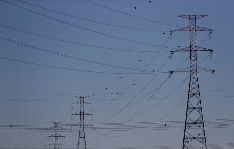 © Reuters. Torres de energia em Carregado, Portugal.
16/05/2018 
REUTERS/Rafael Marchante