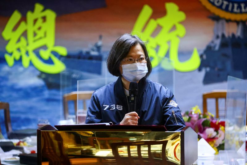 &copy; Reuters. FILE PHOTO: Taiwan's President Tsai Ing-wen gives a speech after visiting the Navy's 131st Fleet in Keelung, Taiwan, March 8, 2021. REUTERS/Ann Wang