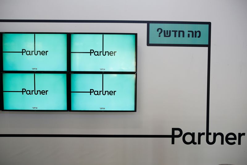 Israeli telecom firm Partner bids to buy rival Xfone