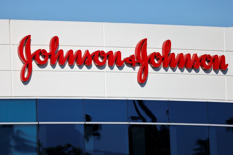&copy; Reuters. Johnson & Johnson company offices are shown in Irvine, California, U.S., October 14, 2020.   REUTERS/Mike Blake