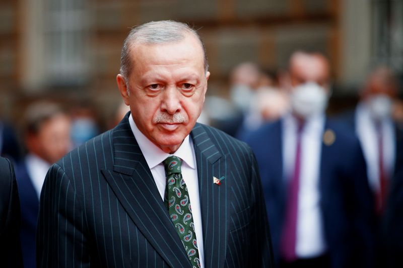 &copy; Reuters. الرئيس التركي رجب طيب أردوغان في سراييفو يوم الجمعة. تصوير: دادو روفيتش - رويترز. 