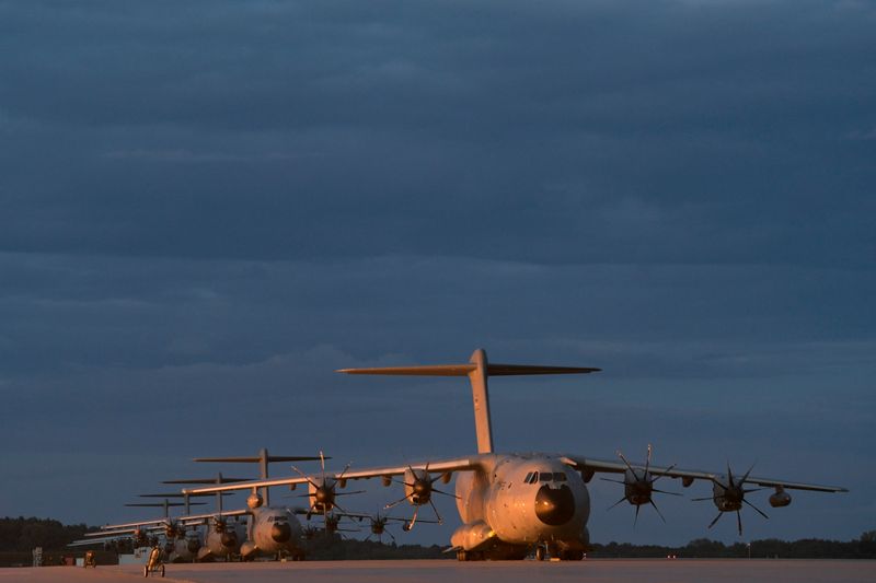 &copy; Reuters. Airbus A400M planes of the German Army sit on the tarmac as troops return to Wunstorf Air Base following evacuation missions in Kabul, Wunstorf, Germany August 27, 2021. REUTERS/Fabian Bimmer