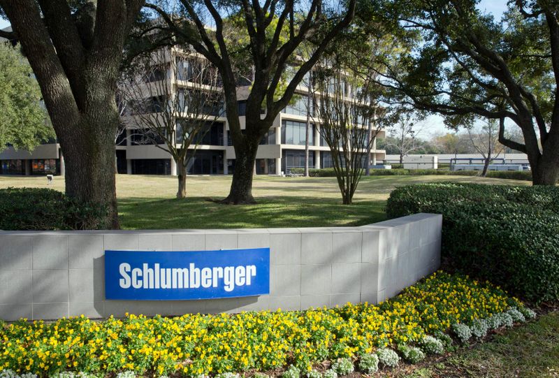&copy; Reuters. The exterior of a Schlumberger Corporation building is pictured in West Houston January 16, 2015.  REUTERS/Richard Carson  