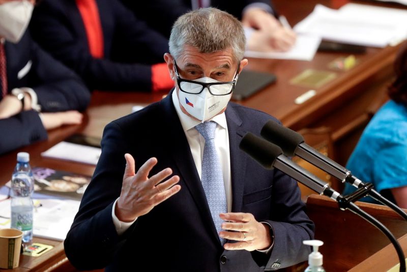 &copy; Reuters. FILE PHOTO: Czech Prime Minister Andrej Babis speaks at a parliamentary session during a no-confidence vote for his government, in Prague, Czech Republic, June 3, 2021. REUTERS/David W Cerny/File Photo