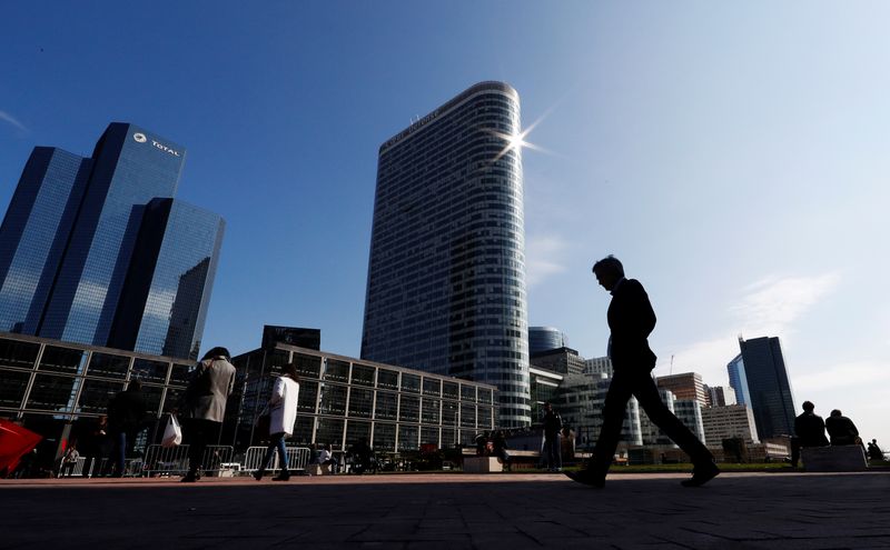 &copy; Reuters. Distrito de La Defense, em Paris
26/03/2018.
 REUTERS/Gonzalo Fuentes