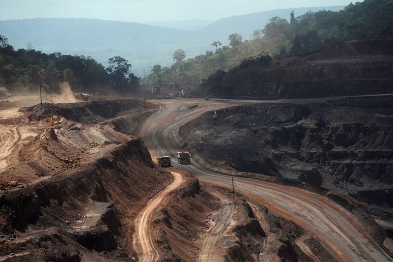 &copy; Reuters. Minério de ferro em mina da Vale em Carajás, Parauapebas  29/7/2012 REUTERS/Lunae Parracho