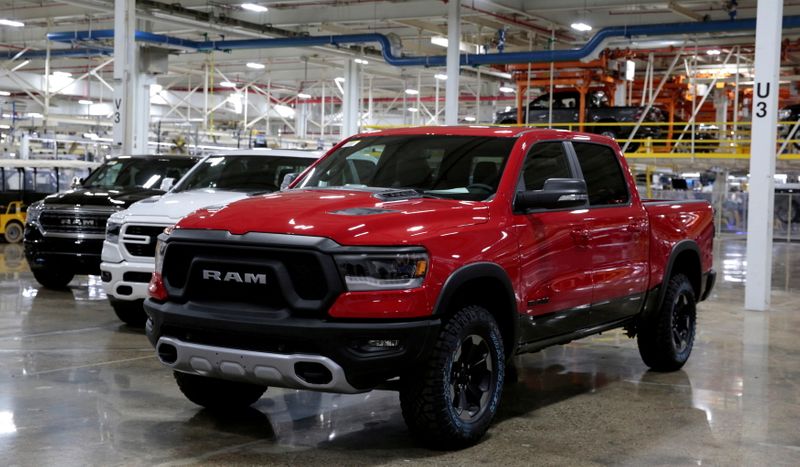 &copy; Reuters. Camionetas Ram en planta FCA Sterling Heights, Sterling Heights, Michigan, EEUU, 22 octubre 2018.
REUTERS/Rebecca Cook