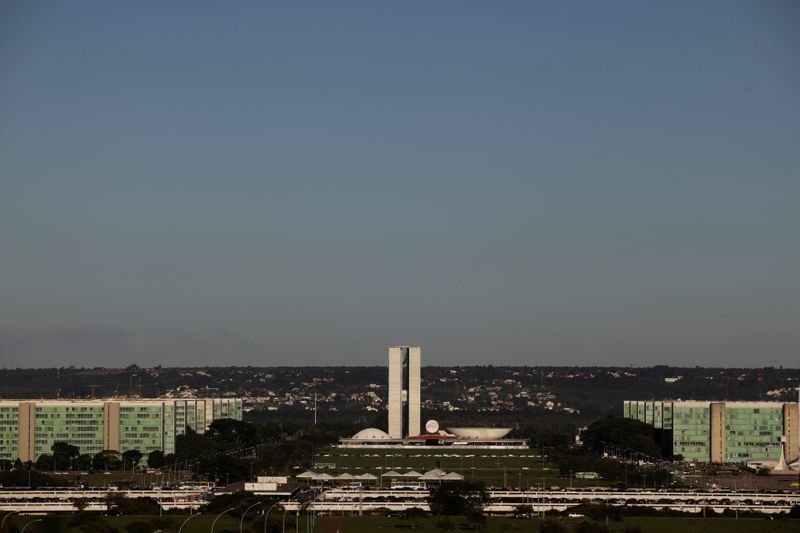 &copy; Reuters. Esplanada dos Ministério com o Congresso Nacional ao fundo, em Brasília
07/04/2010
REUTERS/Ricardo Moraes
