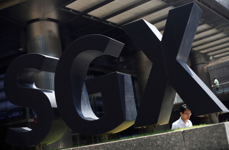 &copy; Reuters. FILE PHOTO: An SGX sign is pictured at Singapore Stock Exchange July 19, 2017. REUTERS/Edgar Su