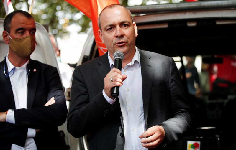 &copy; Reuters. Laurent Berger (photo), secrétaire général de la Confédération française démocratique du travail (CFDT), a réaffirmé mercredi son opposition à la réforme de l'assurance-chômage et à celle des retraites alors que le Premier ministre Jean Caste