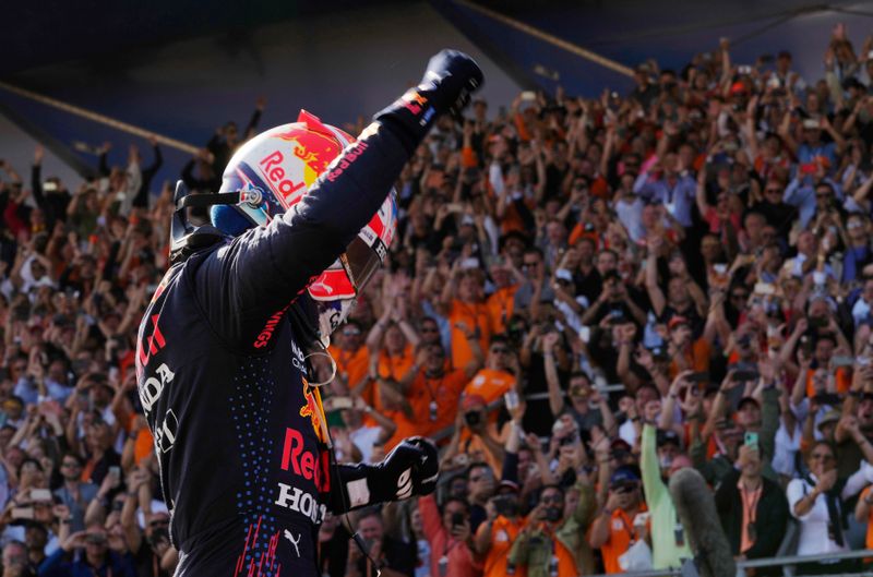 &copy; Reuters. Sep 5, 2021 
Foto del domingo del piloto de Red Bull Max Verstappen celebrando tras ganar el Gran Premio de Países Bajos. 
Pool via REUTERS/Francisco Seco