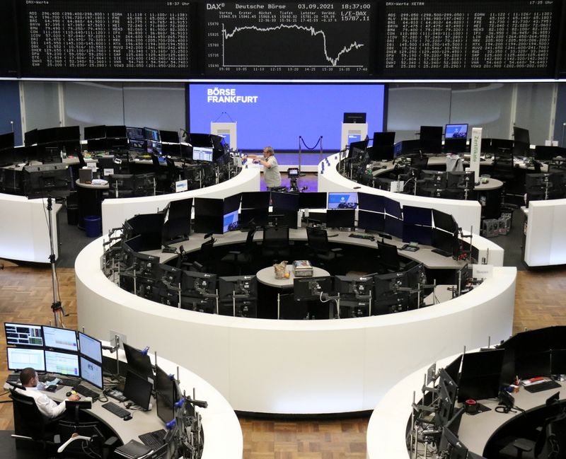 &copy; Reuters. The German share price index DAX graph is pictured at the stock exchange in Frankfurt, Germany, September 3, 2021. REUTERS/Staff