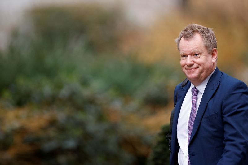 © Reuters. FILE PHOTO: Britain's Cabinet minister David Frost walks outside Downing Street in London, Britain, February 24, 2021. REUTERS/John Sibley/File Photo