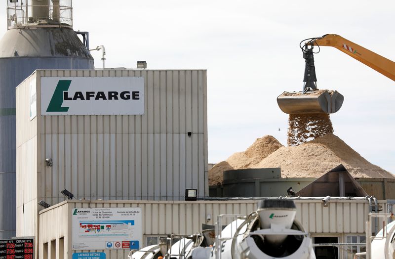 &copy; Reuters. A logo is seen at a Lafarge concrete production plant of Javel on the banks of the river Seine in Paris, France, September 3, 2020. REUTERS/Charles Platiau/Files