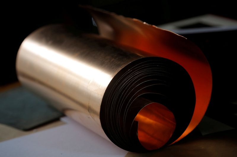&copy; Reuters. FILE PHOTO: A copper roll that will be used for drawings is seen at the workshop of the artist Ricardo Moreno in San Pedro de Barva, Costa Rica October 23, 2017. REUTERS/Juan Carlos Ulate/File Photo