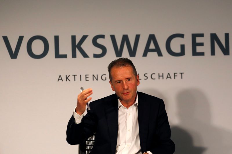 &copy; Reuters. Volkswagen AG CEO Dr. Herbert Diess speaks at a news conference in New York City, New York, U.S., July 12, 2019. REUTERS/Mike Segar