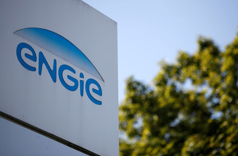 &copy; Reuters. FILE PHOTO: The logo of French gas and power group Engie is seen in Nantes, France, September 28, 2020. REUTERS/Stephane Mahe