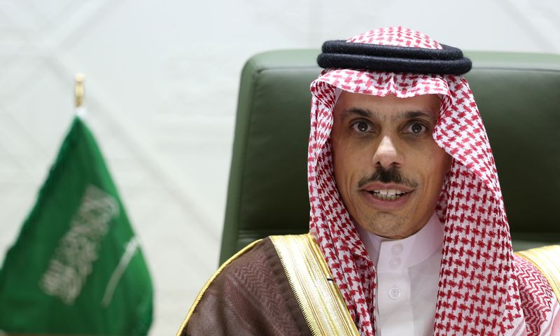 &copy; Reuters. وزير الخارجية السعودي الأمير فيصل بن فرحان يتحدث في مؤتمر صحفي بالرياض يوم 22 مارس آذار 2021. رويترز