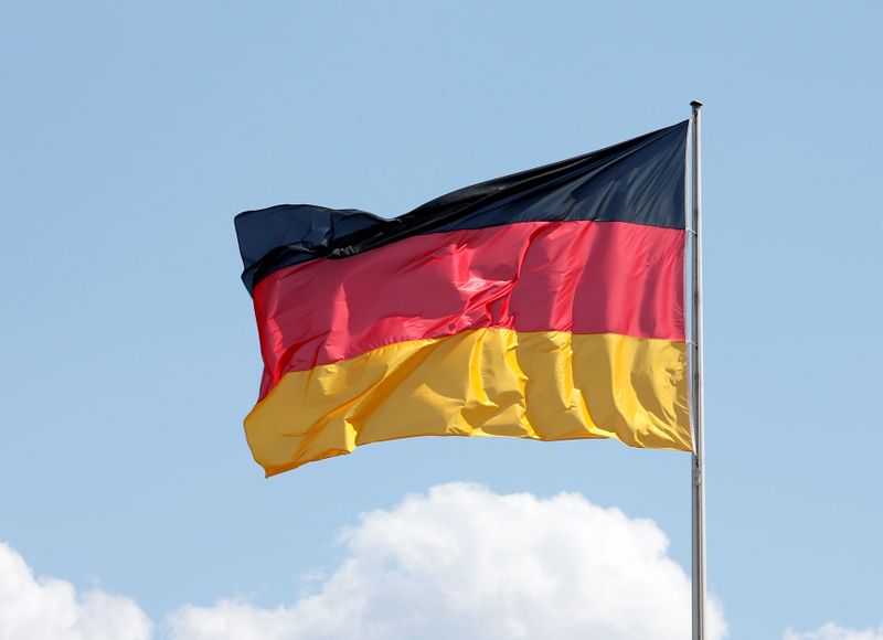&copy; Reuters. Les exportations allemandes ont légèrement augmenté en juillet malgré la persistance de goulets d'étranglement dans la chaîne d'approvisionnement, selon les données officielles publiées jeudi. /Photo d'archives/REUTERS/Fabrizio Bensch