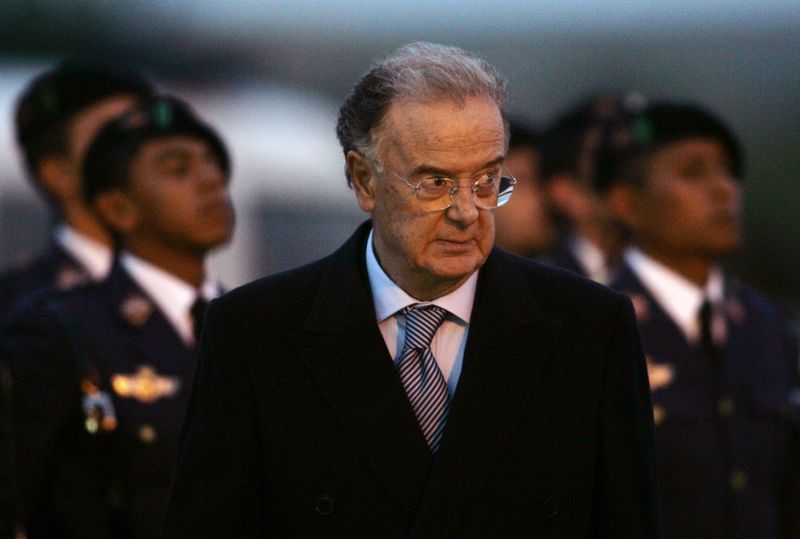 &copy; Reuters. L'ancien président portugais Jorge Sampaio, qui a dirigé le pays de 1996 à 2006, s'est éteint vendredi à l'âge de 81 ans. /Photo d'archives/REUTERS/Miguel Vidal