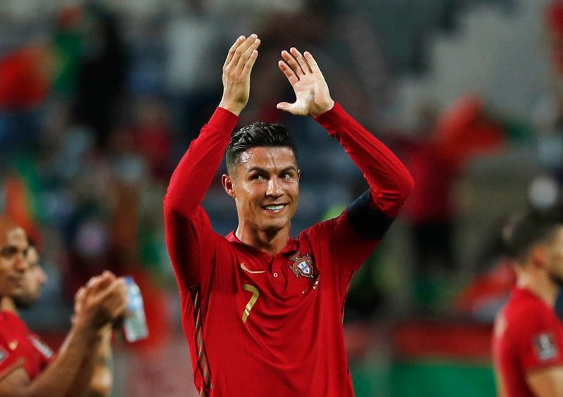 &copy; Reuters. El portugués Cristiano Ronaldo celebra tras el partido del Grupo A de la eminatoria europea al Mundial 2022 entre Portugal e Irlanda. Estadio Algarve, Almancil, Portugal. 1 septiembre 2021  REUTERS/Pedro Nunes