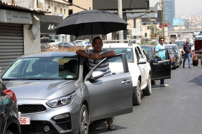 نظرة فاحصة-ما هو مدى سوء الأزمة في لبنان؟