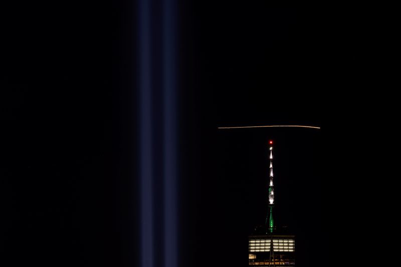 &copy; Reuters. A New York. Le président américain Joe Biden commémorera samedi les attentats du 11 septembre 2001 en se rendant sur chacun des sites où des avions détournés se sont écrasés, il y a vingt ans, dans une série d'attaques coordonnées contre les Ét