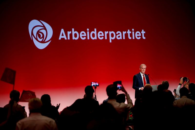 &copy; Reuters. Norway's Labor Party leader Jonas Gahr Stoere speaks at the Labor Party's election vigil at Folkets Hus during parliamentary elections, in Oslo, Norway September 13, 2021. Javad Parsa/NTB via REUTERS   