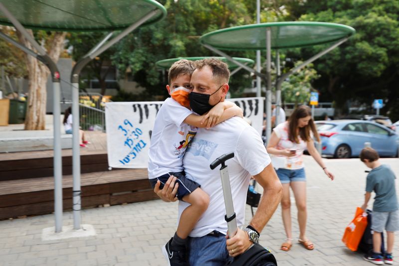 &copy; Reuters. 　９月１３日、イスラエル保健省が公表した調査で、新型コロナウイルスに感染した子どもの約１０人に１人に後遺症が見られたことが分かった。テルアビブで１日撮影（２０２１年　ロイ