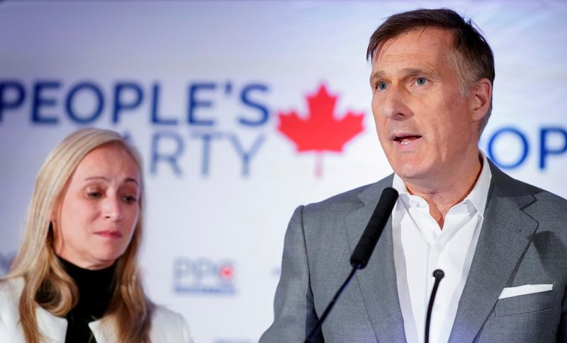 &copy; Reuters. FILE PHOTO: People's Party of Canada (PPC) leader Maxime Bernier speaks after the announcement of federal election results in Beauceville, Quebec, Canada October 21, 2019. REUTERS/Mathieu Belanger/File Photo