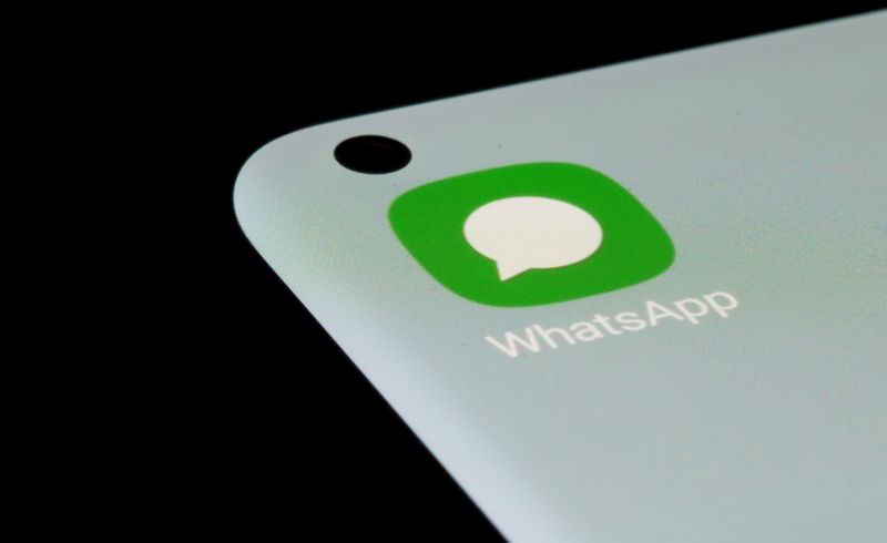 &copy; Reuters. FILE PHOTO: WhatsApp app is seen on a smartphone in this illustration taken, July 13, 2021. REUTERS/Dado Ruvic/Illustration/File Photo