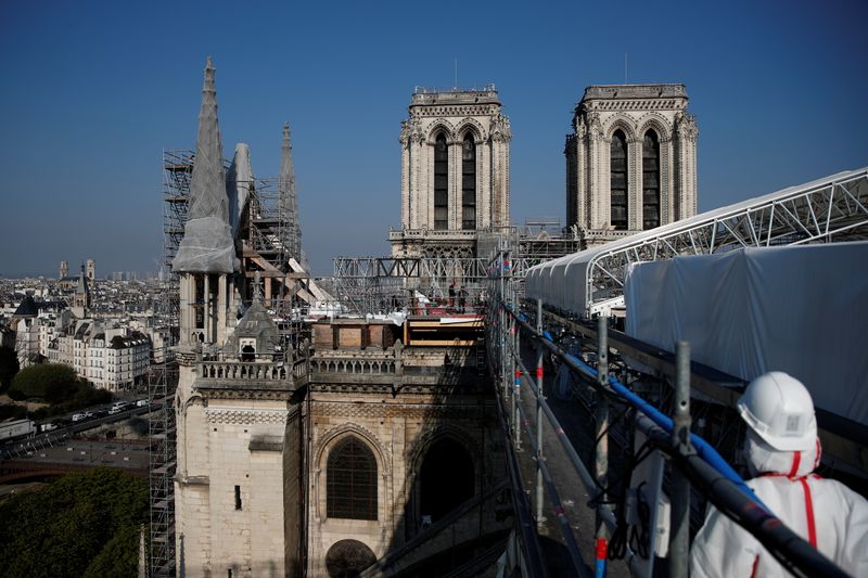 &copy; Reuters. Les travaux de sécurisation et de consolidation de la cathédrale Notre-Dame de Paris ont pris fin. /Photo prise le 15 avril 2021/REUTERS/Benoit Tessier