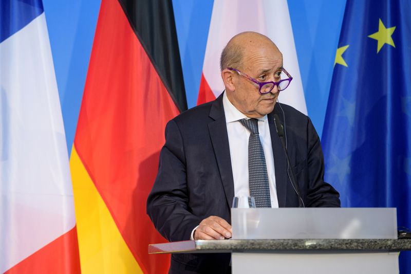 &copy; Reuters. وزير الخارجية الفرنسي جان إيف لو دريان يتحدث في مؤتمر صحفي في فيمار بألمانيا يوم 10 سبتمبر 2021. صورة لرويترز من ممثل وكالات أنباء.