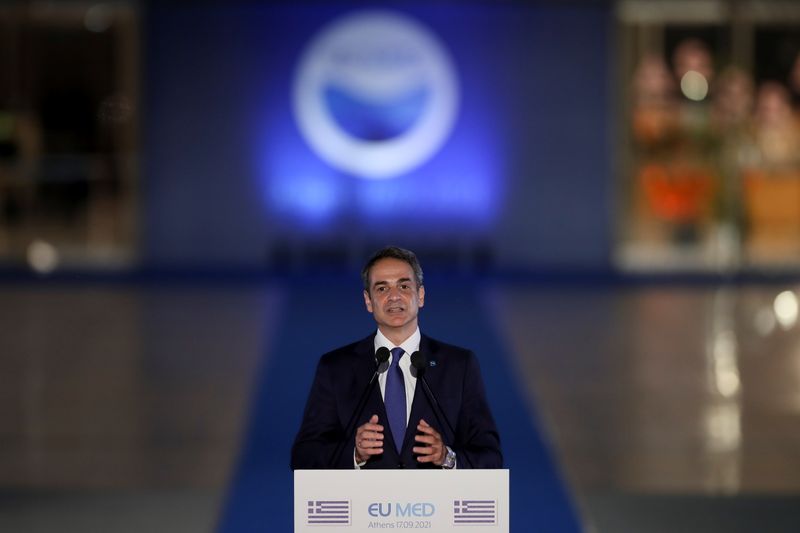 &copy; Reuters. Greek Prime Minister Kyriakos Mitsotakis delivers a statement during the 8th MED7 Mediterranean countries summit, in Athens, Greece, September 17, 2021. REUTERS/Costas Baltas