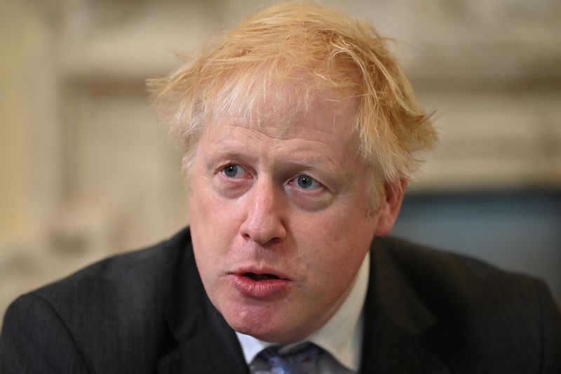 &copy; Reuters. FILE PHOTO: Britain's Prime Minister Boris Johnson speaks at the first post-reshuffle cabinet meeting at Downing street, London, Britain September 17, 2021. Ben Stansall/Pool via REUTERS