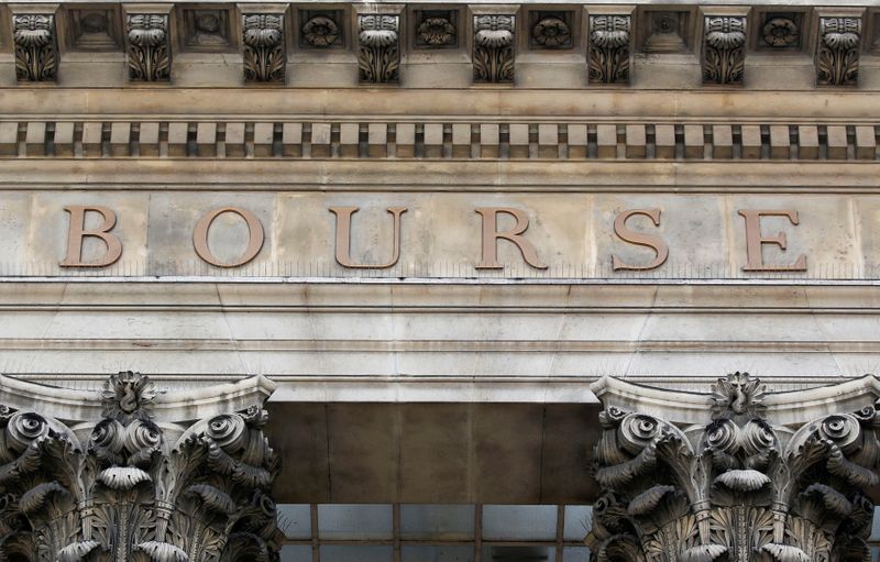 &copy; Reuters. Le groupe français OVHcloud, premier fournisseur européen de services d'informatique dématérialisée, a annoncé lundi le lancement de son projet d'introduction à la Bourse de Paris avec l'approbation de son document d'enregistrement par l'Autorité 