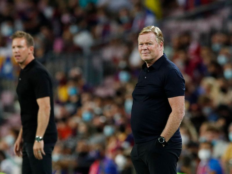 &copy; Reuters. Ronald Koeman durante partida do Barcelona contra o Bayern de Munique pela Liga dos Campeões
14/09/2021 REUTERS/Albert Gea